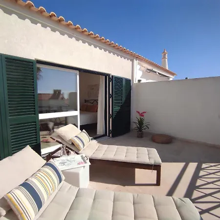 Willa Magna Near The Strip With Bbq, Ac, Balcony, Parking, 4 Tvs And Free Wifi *