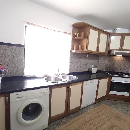 Magna Near The Strip With Bbq, Ac, Balcony, Parking, 4 Tvs And Free Wifi 别墅 阿尔布费拉