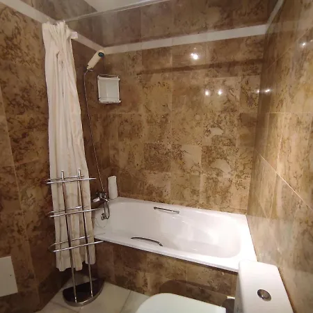 Magna Near The Strip With Bbq, Ac, Balcony, Parking, 4 Tvs And Free Wifi * Албуфейра